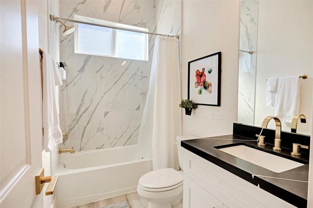 5908 St Augustine Street C, Houston, TX 77021