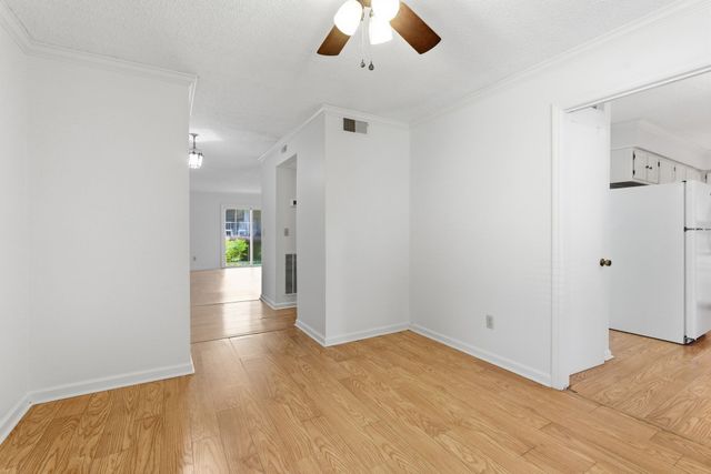 4487 Post Pl Apt 172, Nashville, TN 37205