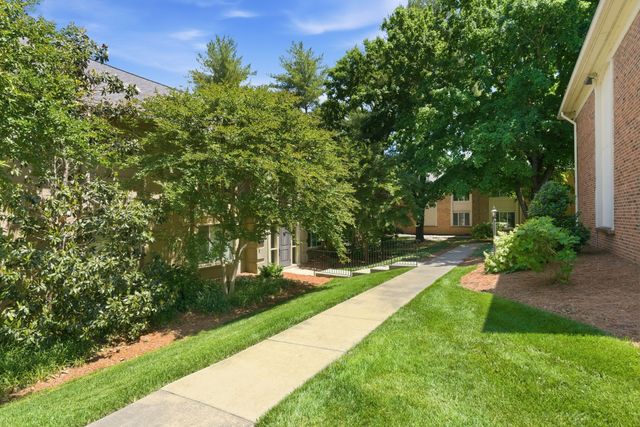 4487 Post Pl Apt 172, Nashville, TN 37205