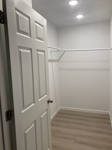 110 Water St, Big Sandy, TN 38221