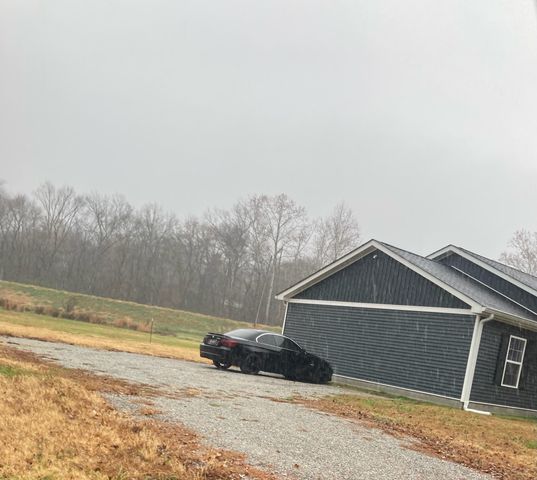 110 Water St, Big Sandy, TN 38221