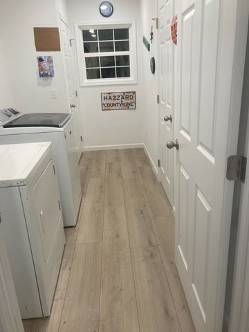 110 Water St, Big Sandy, TN 38221