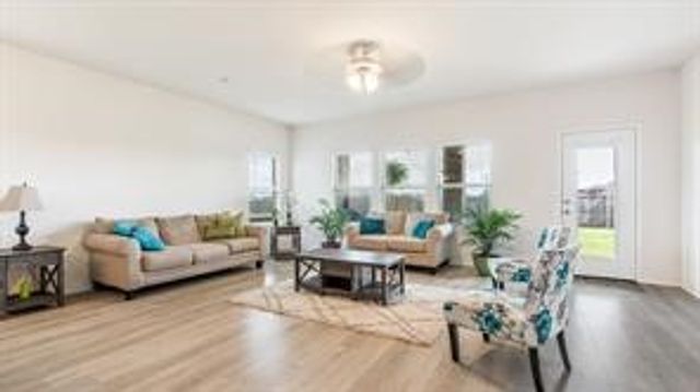 407 Beldon Way, Royse City, TX 75189