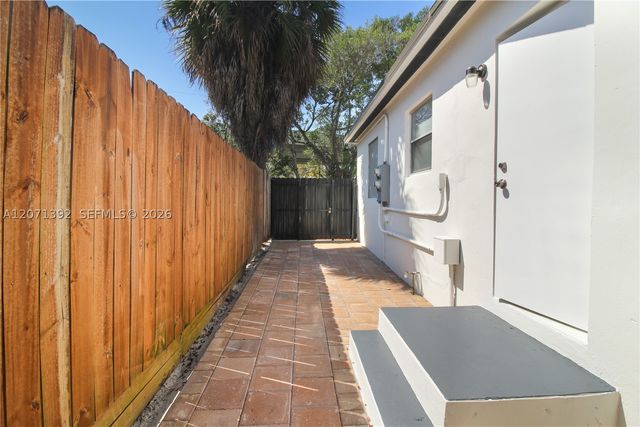 1958 SW 25th Ter Rear, Miami, FL 33133