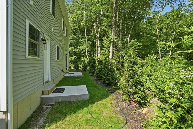 72 Wilbur Road, Lincoln, RI 02865