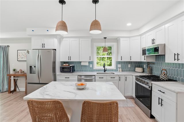 72 Wilbur Road, Lincoln, RI 02865