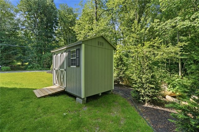 72 Wilbur Road, Lincoln, RI 02865
