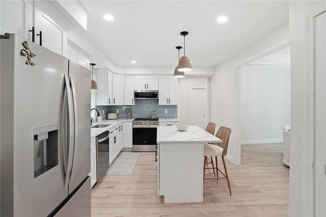 72 Wilbur Road, Lincoln, RI 02865