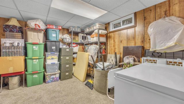 908 MEADOW LANE, Fond Du Lac, WI 54935