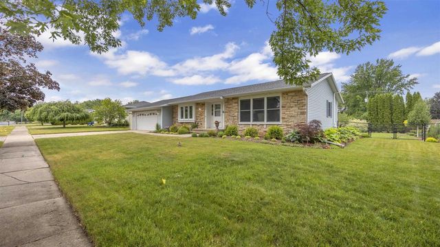 908 MEADOW LANE, Fond Du Lac, WI 54935