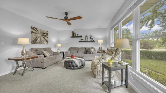 908 MEADOW LANE, Fond Du Lac, WI 54935