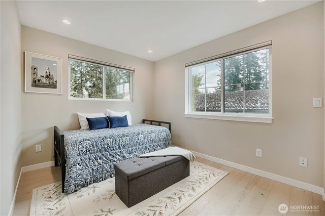 12534 C 5th Avenue NE, Seattle, WA 98125