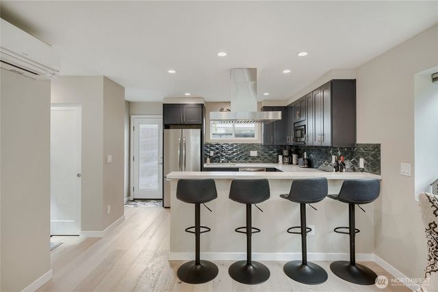 12534 C 5th Avenue NE, Seattle, WA 98125