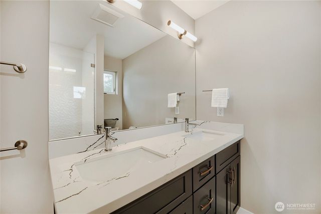 12534 C 5th Avenue NE, Seattle, WA 98125