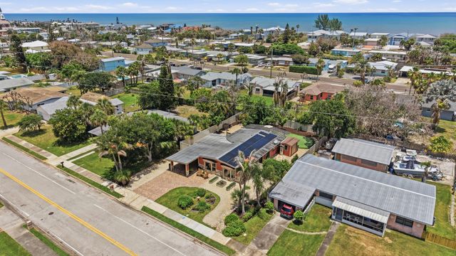 1055 S Brevard Avenue, Cocoa Beach, FL 32931
