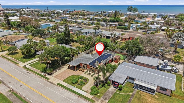 1055 S Brevard Avenue, Cocoa Beach, FL 32931