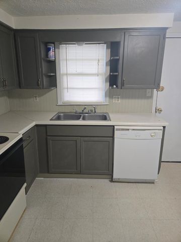 1704 18th Street, Phenix City, AL 36867