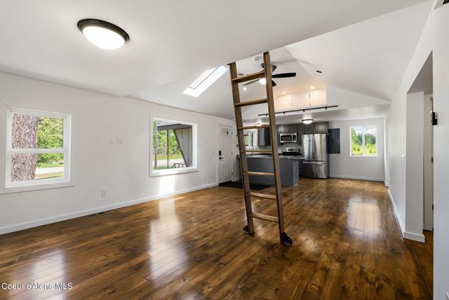 3120 Colburn Culver RD, Sandpoint, ID 83864