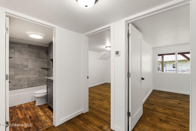 3120 Colburn Culver RD, Sandpoint, ID 83864