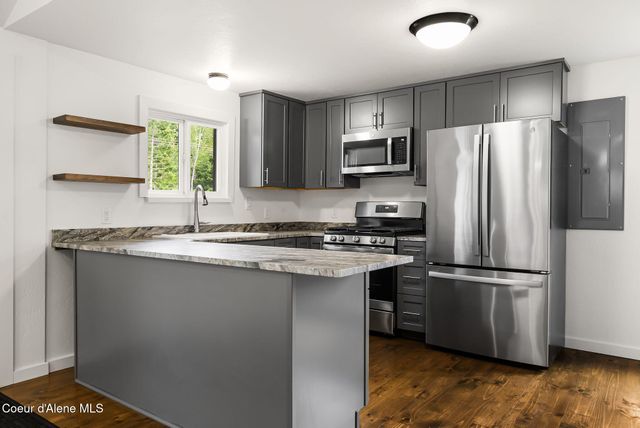 3120 Colburn Culver RD, Sandpoint, ID 83864