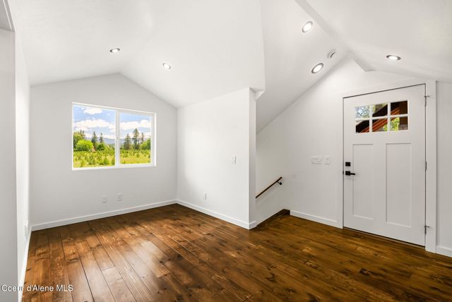 3120 Colburn Culver RD, Sandpoint, ID 83864
