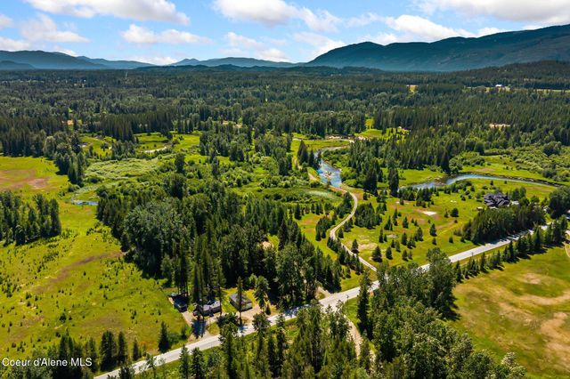 3120 Colburn Culver RD, Sandpoint, ID 83864