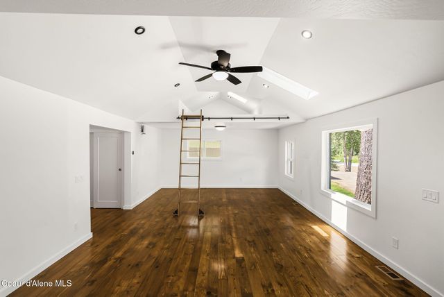 3120 Colburn Culver RD, Sandpoint, ID 83864