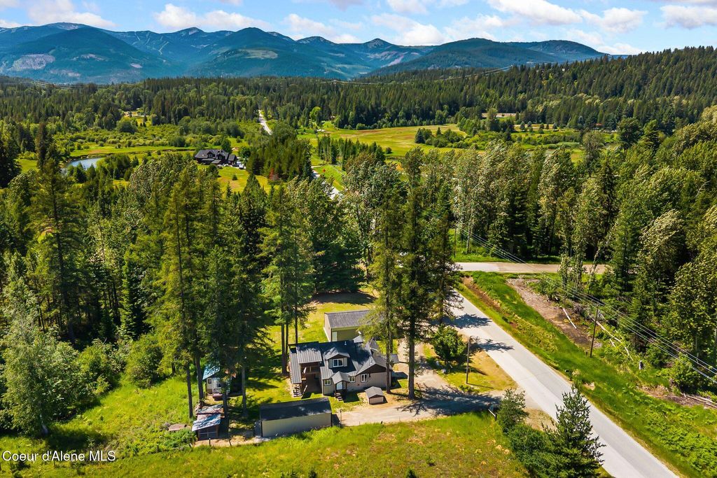 3120 Colburn Culver RD, Sandpoint, ID 83864