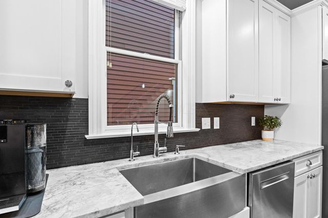 135 Punta Alley, Columbus, OH 43201