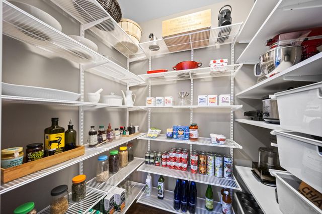 135 Punta Alley, Columbus, OH 43201