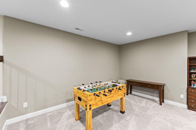 135 Punta Alley, Columbus, OH 43201