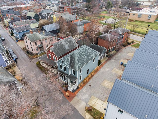 135 Punta Alley, Columbus, OH 43201