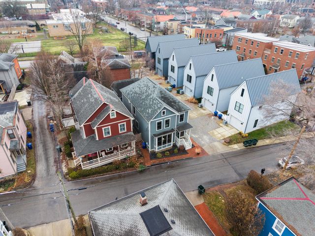 135 Punta Alley, Columbus, OH 43201