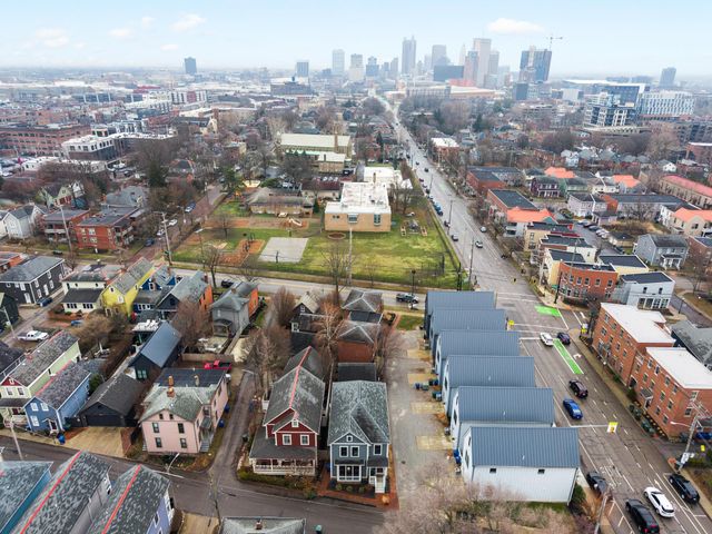 135 Punta Alley, Columbus, OH 43201