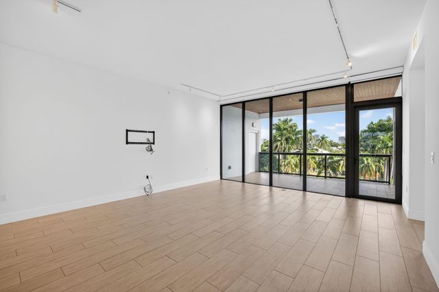 30 Isle Of Venice Drive 403, Fort Lauderdale, FL 33301