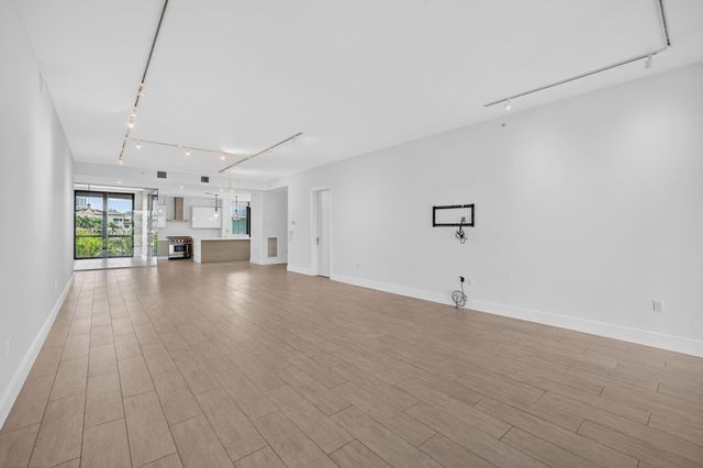 30 Isle Of Venice Drive 403, Fort Lauderdale, FL 33301