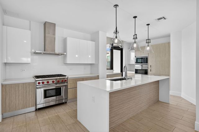 30 Isle Of Venice Drive 403, Fort Lauderdale, FL 33301