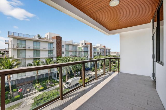 30 Isle Of Venice Drive 403, Fort Lauderdale, FL 33301