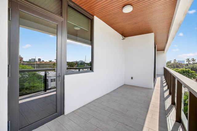 30 Isle Of Venice Drive 403, Fort Lauderdale, FL 33301