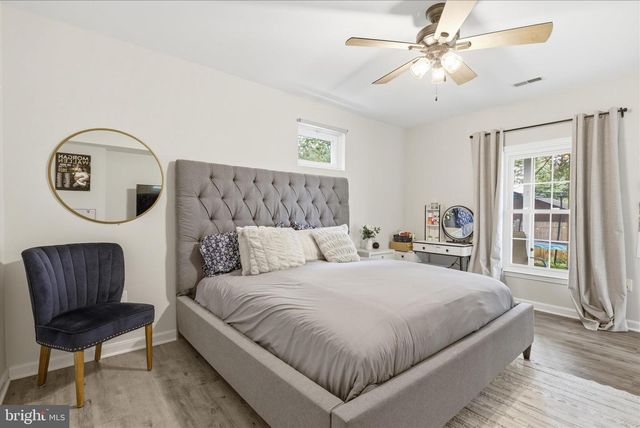 6732 CHURCHILL RD, Mclean, VA 22101