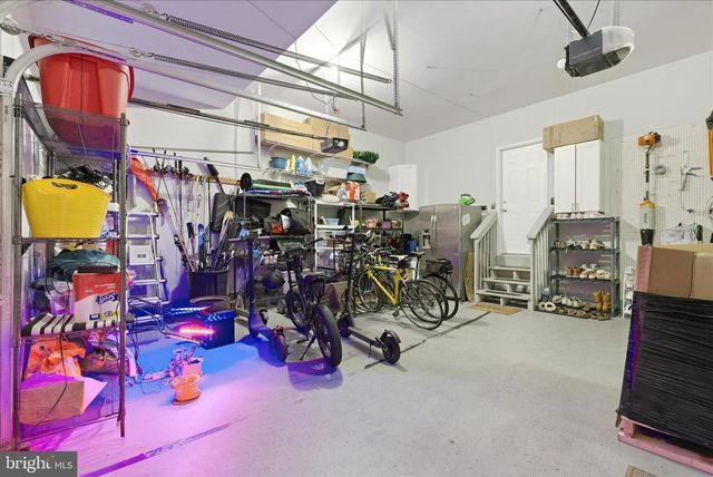 6732 CHURCHILL RD, Mclean, VA 22101
