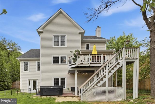 6732 CHURCHILL RD, Mclean, VA 22101
