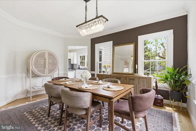 6732 CHURCHILL RD, Mclean, VA 22101