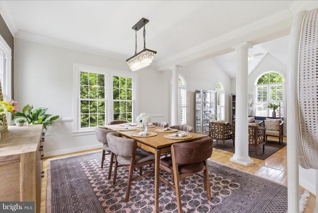 6732 CHURCHILL RD, Mclean, VA 22101
