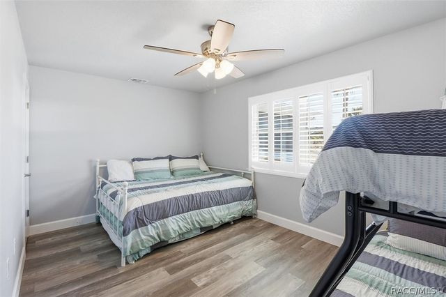 9205 W Harbor Isle Court, Crystal River, FL 34429