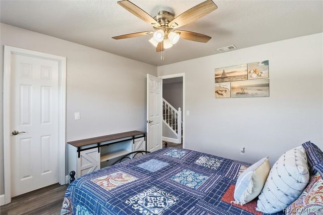 9205 W Harbor Isle Court, Crystal River, FL 34429