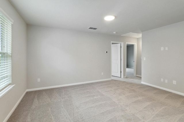 6158 Marsh LN, Buda, TX 78610