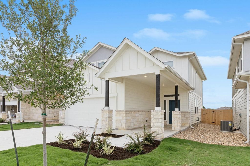 6158 Marsh LN, Buda, TX 78610