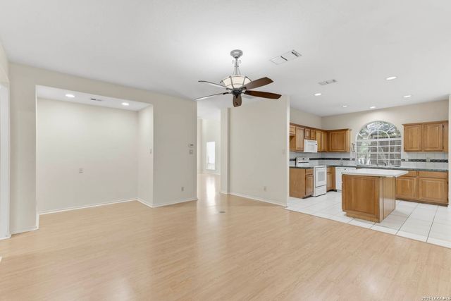 10507 Pemspice, San Antonio, TX 78240