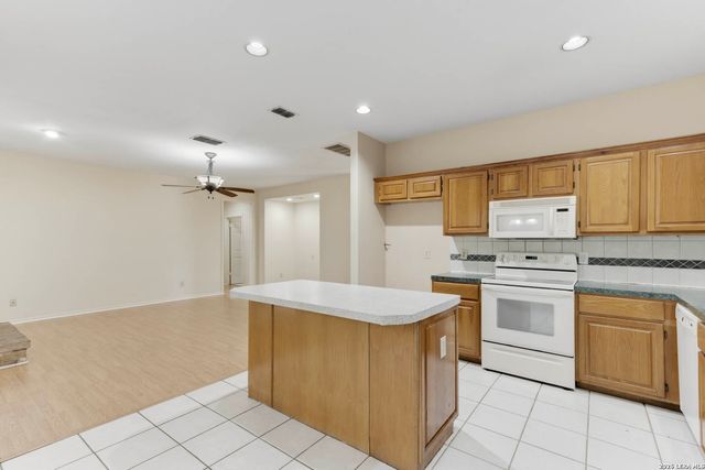 10507 Pemspice, San Antonio, TX 78240